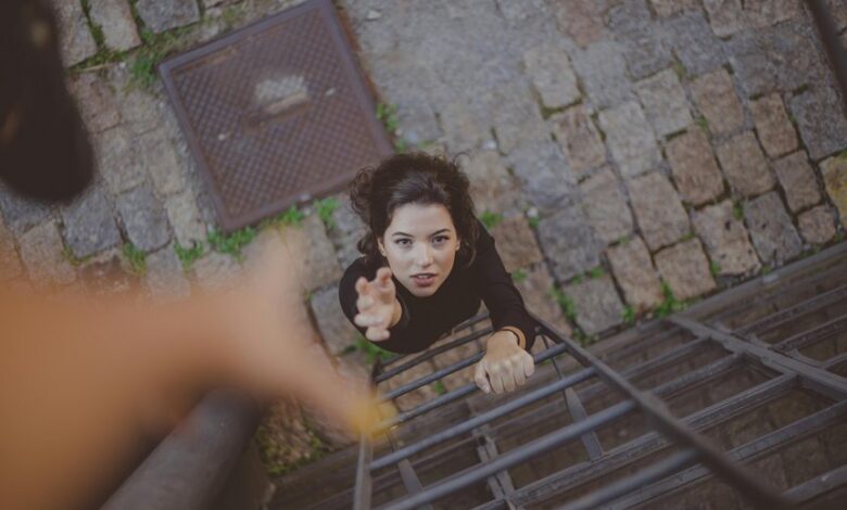 get help using hotline