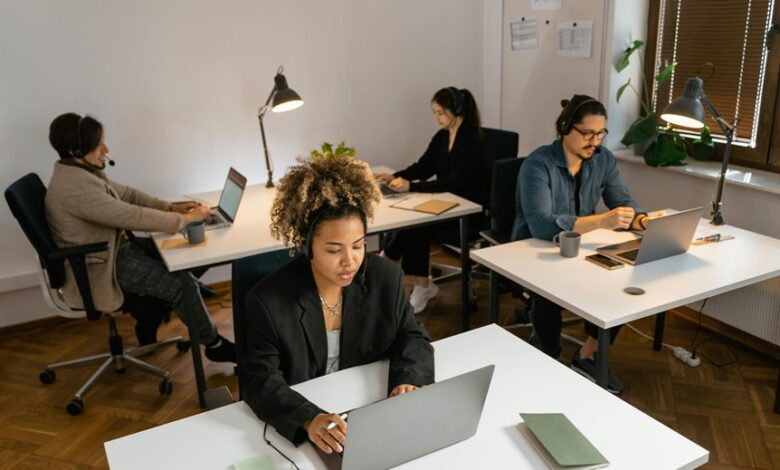 trending hotline for professionals